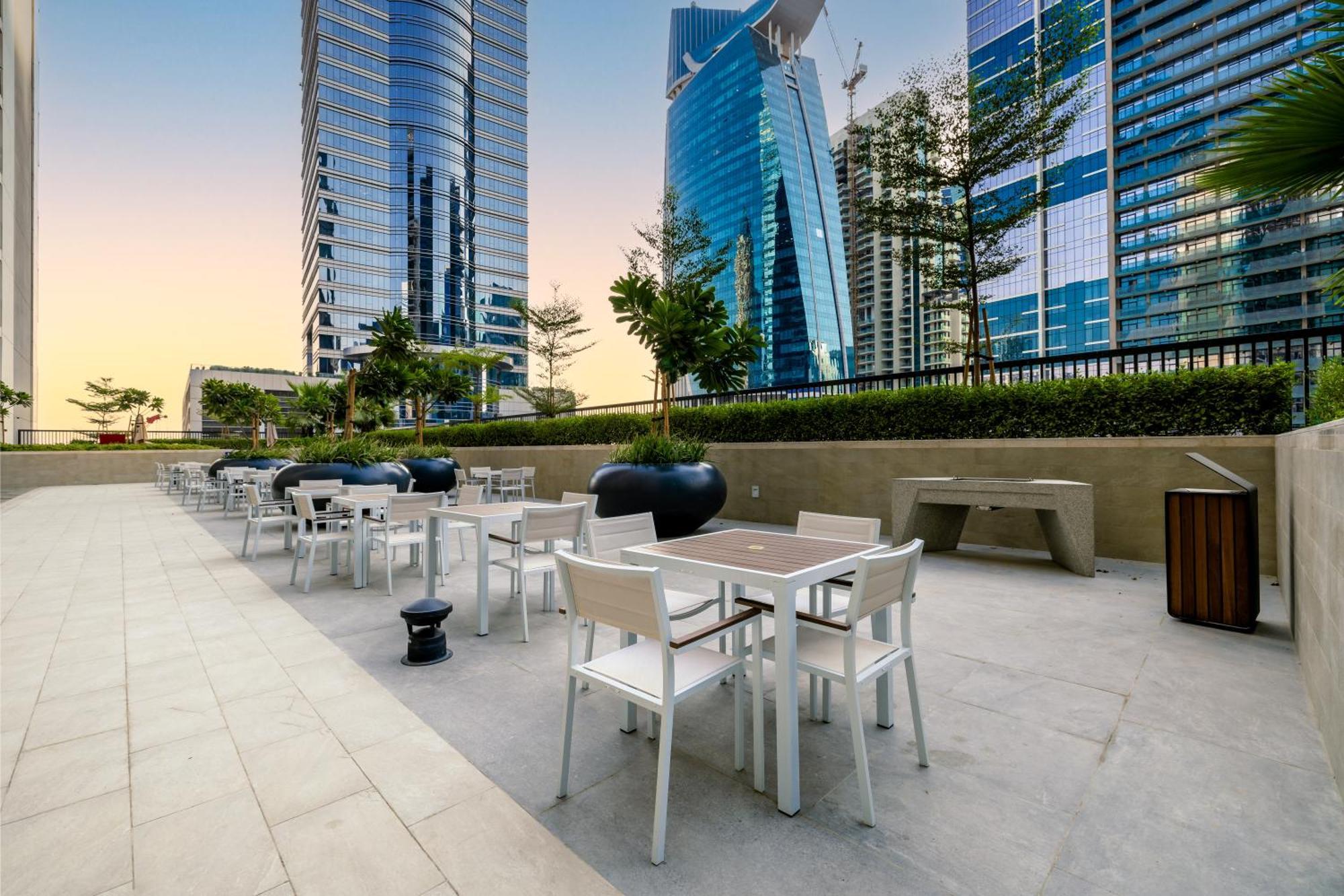 Apartment Aliving Stylish 1br Zada Tower Business Bay-1617 Dubai