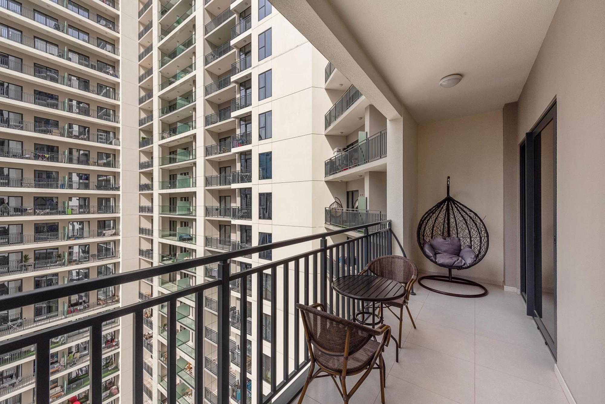 Aliving Stylish 1br Zada Tower Business Bay-1617